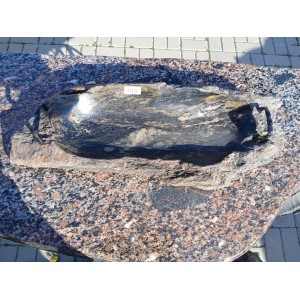 Granitowa taca w cętki (w Kłajpedzie) - 018