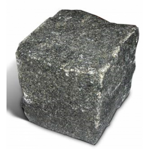Kostka brukowa granitowa czarna łupana ~10x10x10 cm, kg 